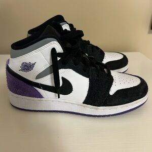 Nike Air Jordan 1 Mid